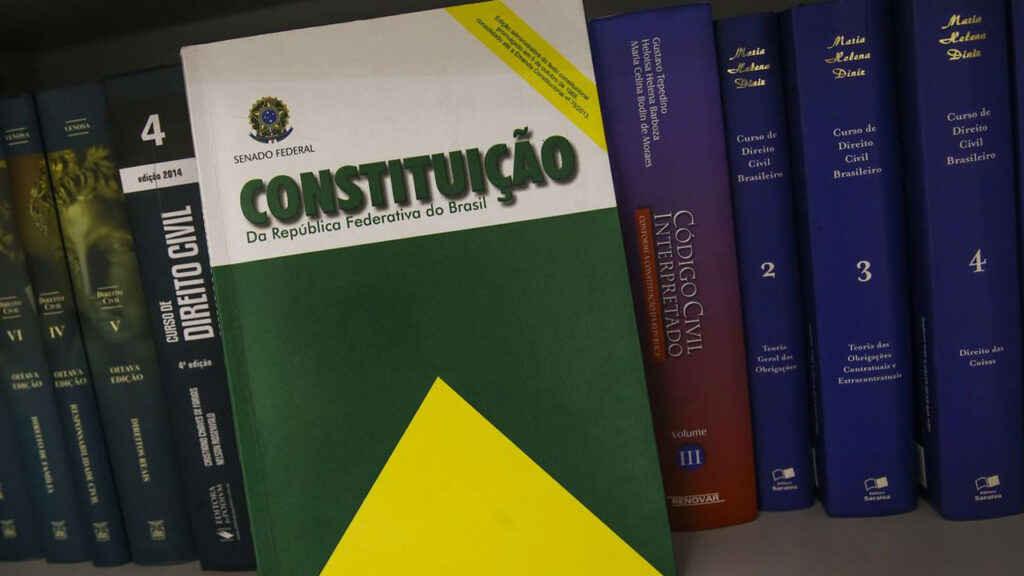 Direitos Trabalhistas assegurados pela Constituição Federal Fato 360