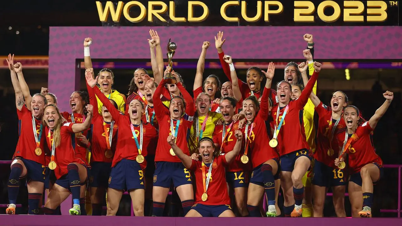 Futebol da Espanha faz história com Copa do Mundo Feminina